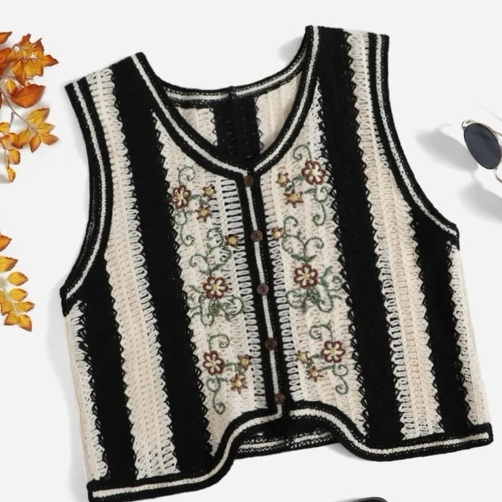 NWT Super Cute Crochet Vest